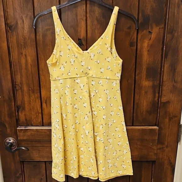 Yellow Floral Sundress - Picture 3 of 7